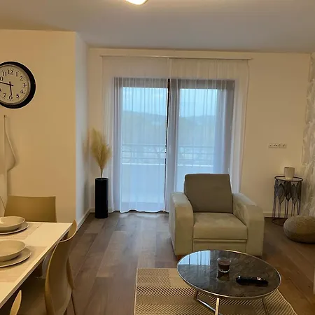 Grandior-vodice Appartement